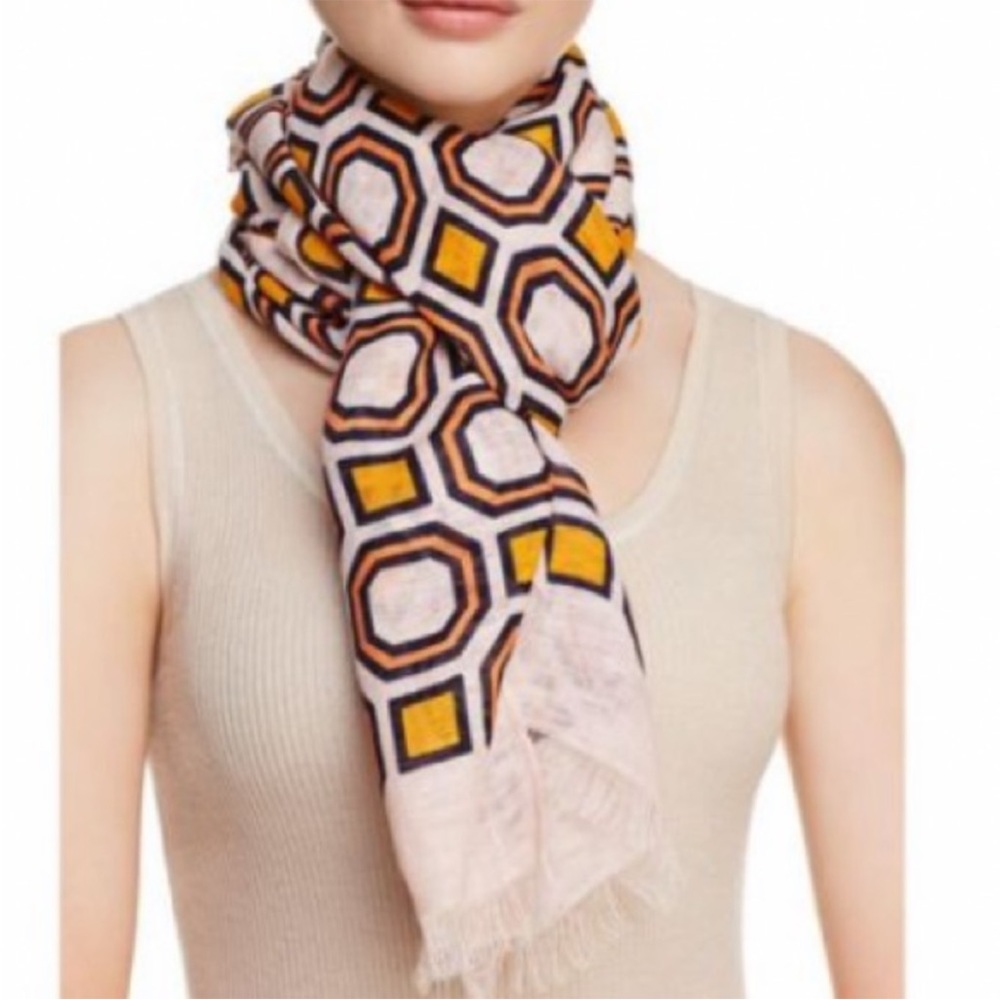 Tory Burch Linen Oblong octagon scarf